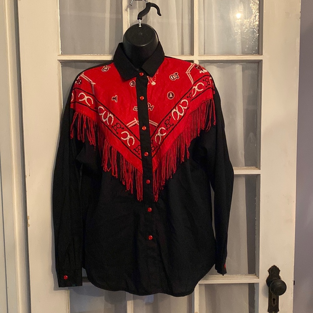 CIRCLE T MARILYN LENOX CONCH SHIRT TOP WOMENS L WESTERN STYLE black red like new
